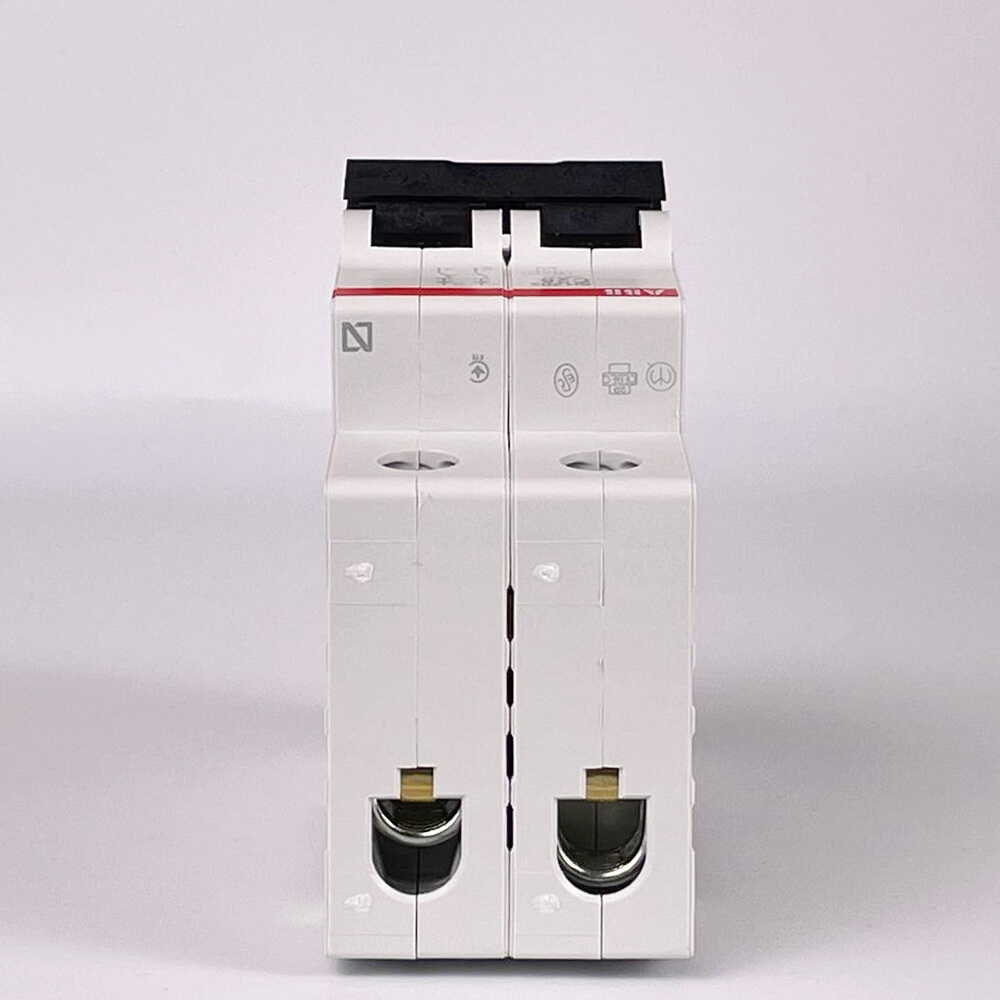 Автоматичний вимикач ABB basic M 2P C10 ( 2CDS642041R0104 )